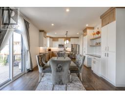 42 PEGGY AVENUE - 15