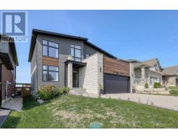 42 PEGGY AVENUE - 2