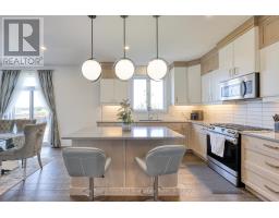 42 PEGGY AVENUE - 22
