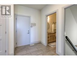 42 PEGGY AVENUE - 24