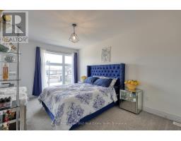 42 PEGGY AVENUE - 35