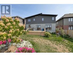 42 PEGGY AVENUE - 49