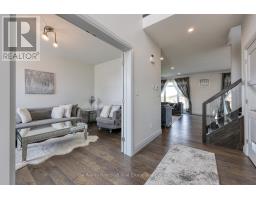 42 PEGGY AVENUE - 8