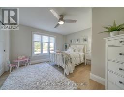 403269 ROBINSON ROAD - 16