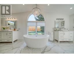 403269 ROBINSON ROAD - 21