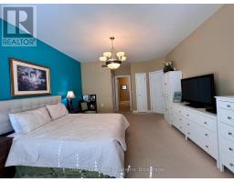 11 - 500 LAKEVIEW DRIVE - 8