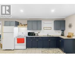270 TALBOT STREET - 25