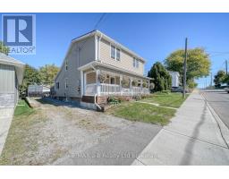 27 SOVEREIGN STREET W - 2