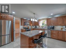 27 SOVEREIGN STREET W - 22