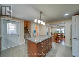 27 SOVEREIGN STREET W - 24