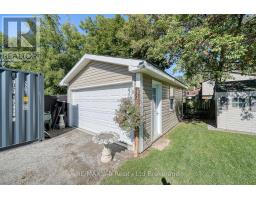 27 SOVEREIGN STREET W - 37