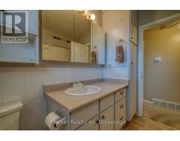345 VANCOUVER STREET - 18