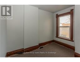 60 WELLINGTON STREET N - 26