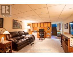 865 ALICE STREET - 17