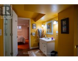 865 ALICE STREET - 19