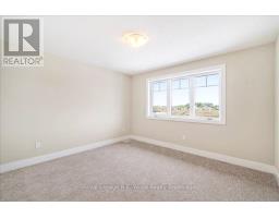 61 SUNVIEW DRIVE - 18