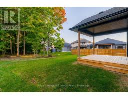61 SUNVIEW DRIVE - 19