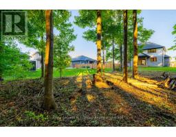 61 SUNVIEW DRIVE - 24