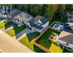 61 SUNVIEW DRIVE - 26