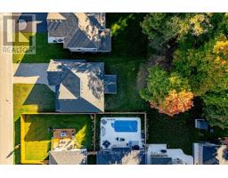 61 SUNVIEW DRIVE - 28