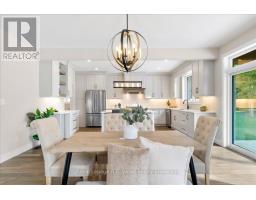 61 SUNVIEW DRIVE - 8
