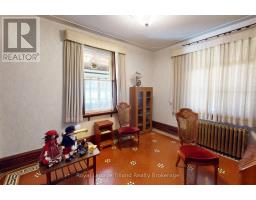 144 HURON STREET - 11