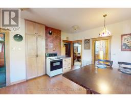 144 HURON STREET - 16