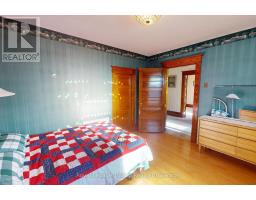144 HURON STREET - 24