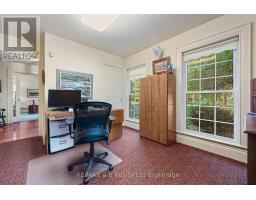 27 NORFOLK STREET - 23