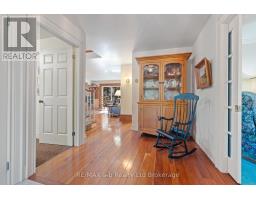 27 NORFOLK STREET - 9