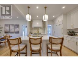 174 LIGHT STREET - 10