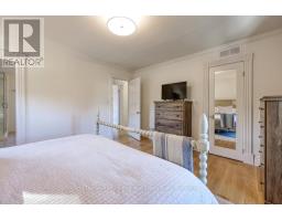 174 LIGHT STREET - 32