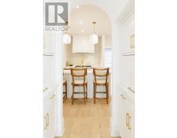 174 LIGHT STREET - 9