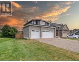 91 GRAYDON Drive - 44