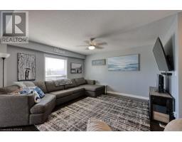 531 CHAMPLAIN AVENUE - 8