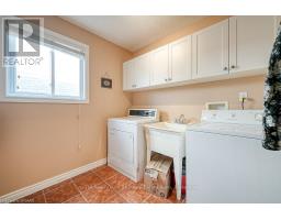 468 LAKEVIEW DRIVE - 23