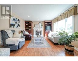 468 LAKEVIEW DRIVE - 25