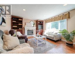 468 LAKEVIEW DRIVE - 26