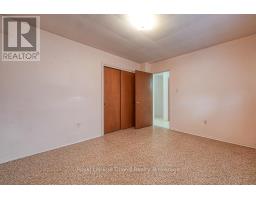 37 THAMES AVENUE - 16