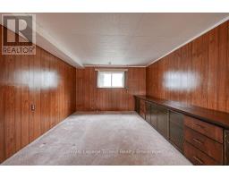37 THAMES AVENUE - 25