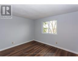63 TENNYSON STREET - 16