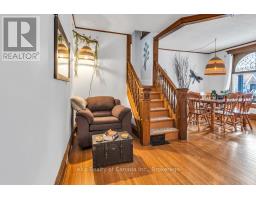 81 ELGIN STREET - 12