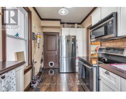81 ELGIN STREET - 17