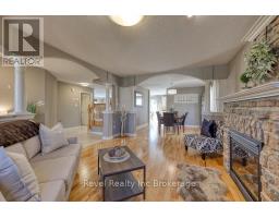 7 WOODHATCH CRESCENT - 11