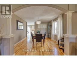 7 WOODHATCH CRESCENT - 12