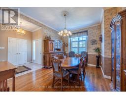 11 WOODSIDE DRIVE - 4