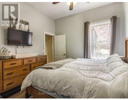 129 WILSON STREET - 23