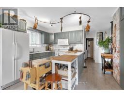 147 SYDENHAM STREET - 4