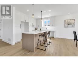 9 CLOVER LANE - 20
