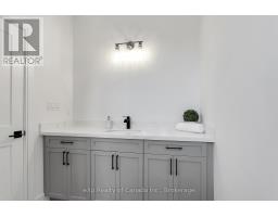 9 CLOVER LANE - 37